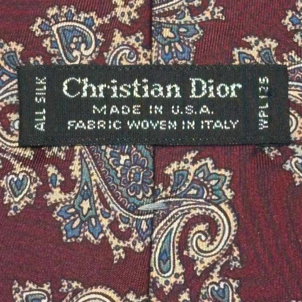 Christian Dior‎ Mens Burgundy Paisley Silk Tie Made in USA Italian Fabric